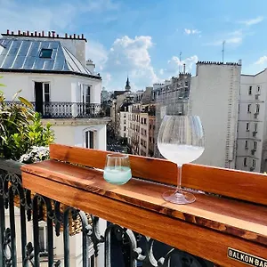  Appartement Vue Montmartre & Balcon