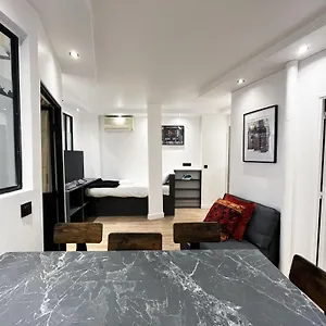 Appartement Urban Flat 173 - Charming Flat Atelier Gaite Montparnasse, Paris