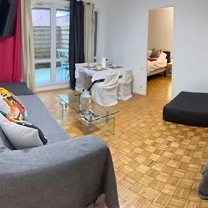 Appt Entier Monparnasse Avec Terrasse Et Parking Apartamento
